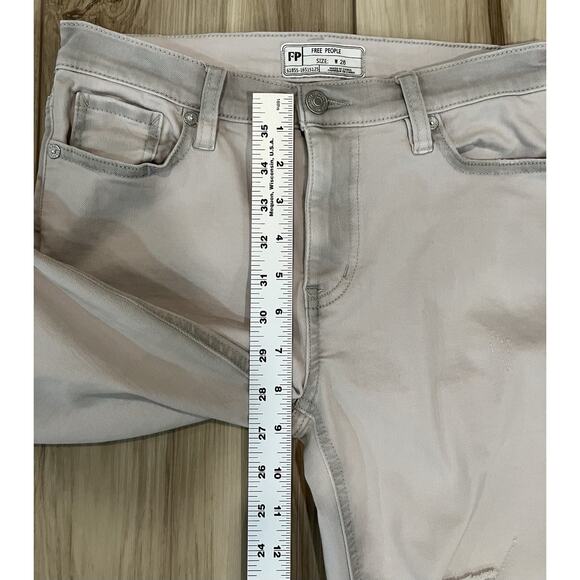 Free People Distressed Khaki Jeans With Frayed Ends Women’s Size 26 - Picture 3 of 13